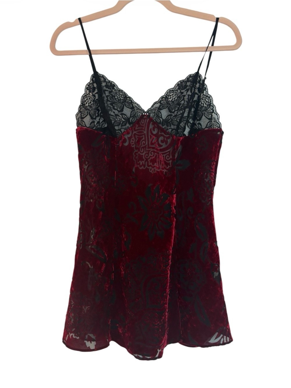 Frederick’s of Hollywood Lace-Trim Velvet Nylon Chemise Lingerie